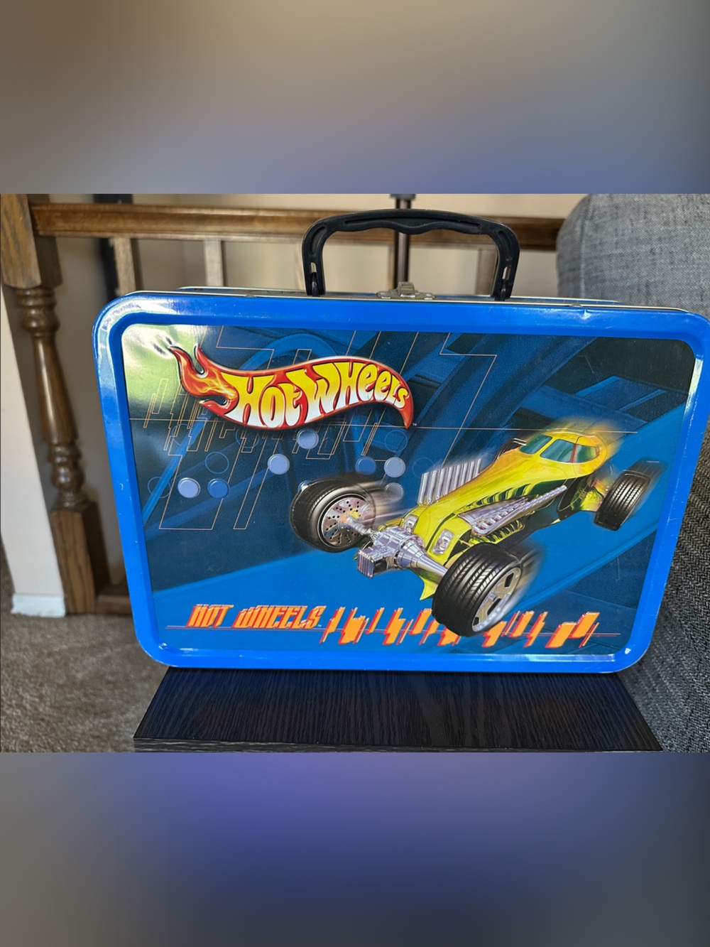 Hot Wheels Blue Metal Carrying Case with Yellow Race Car Graphic